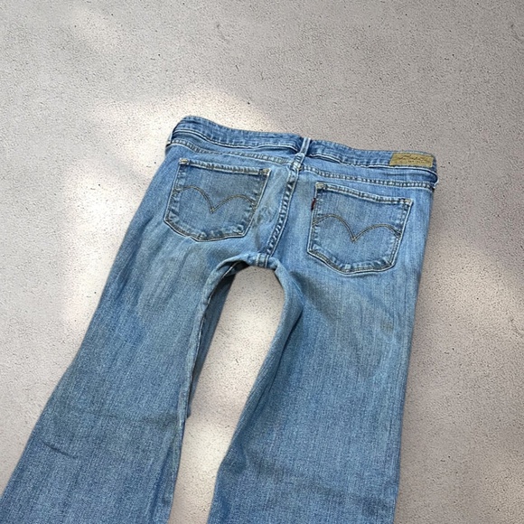 Levi’s Slight Curve Classic Rise Boot Jeans - Picture 3 of 8